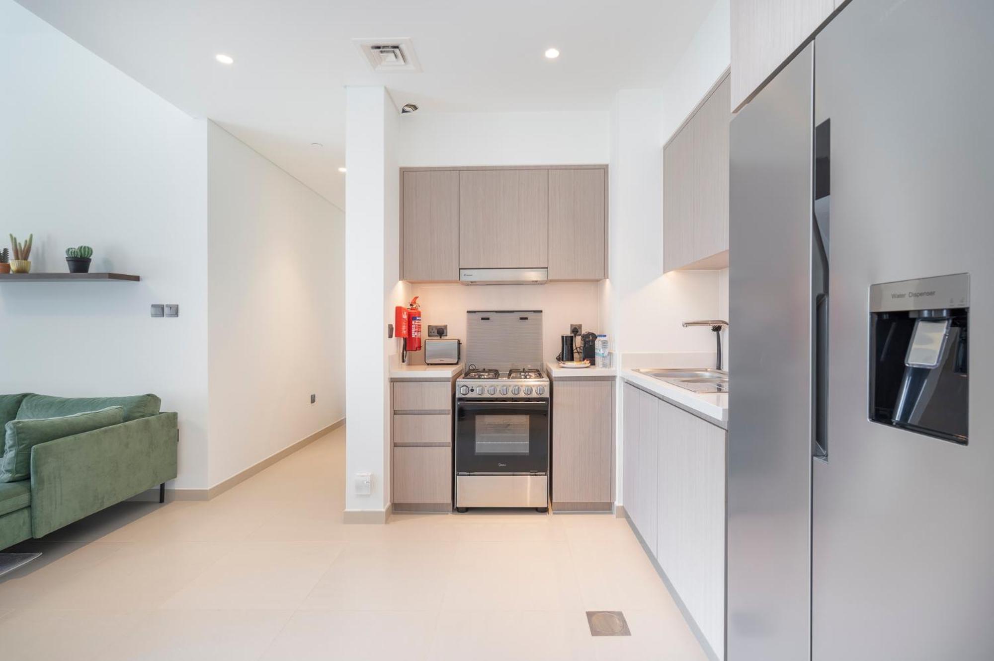 Apartment Chic Lux 2Br I High Floor L By Burj Khalifa & Dubai Mall I Pool L Gym *